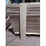 PALLET TO CONTAIN 10 X PACKS OF BELLINGHAM OAK EFFECT LAMINATE FLOORING. EACH PACK CONTAINS 1.481M2,