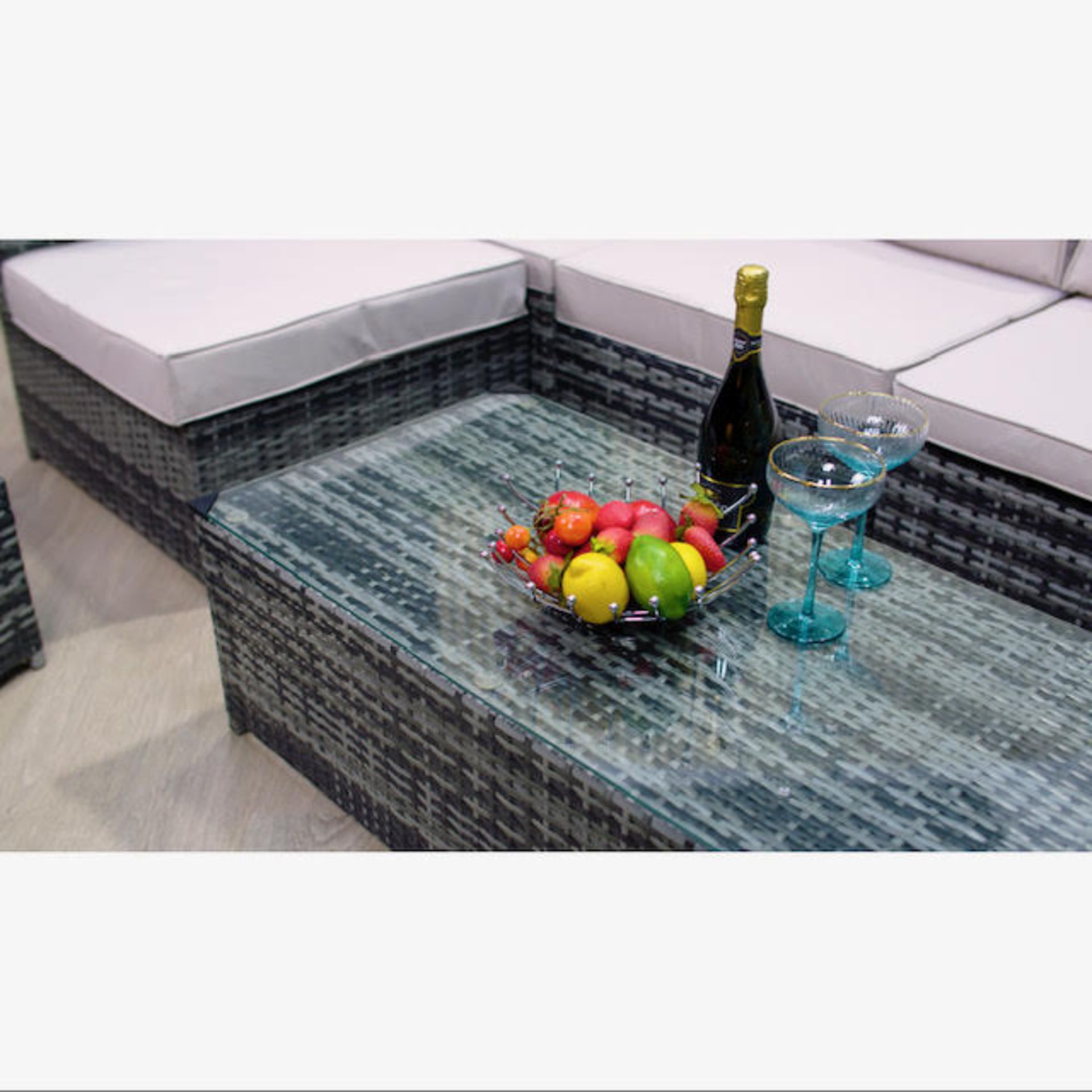 BRAND NEW LINEA 7 PIECE LUXURY RATTAN SETS RRP £1499 EACH. PERFECT FOR THOSE SUMMER NIGHTS FOR - Image 4 of 6
