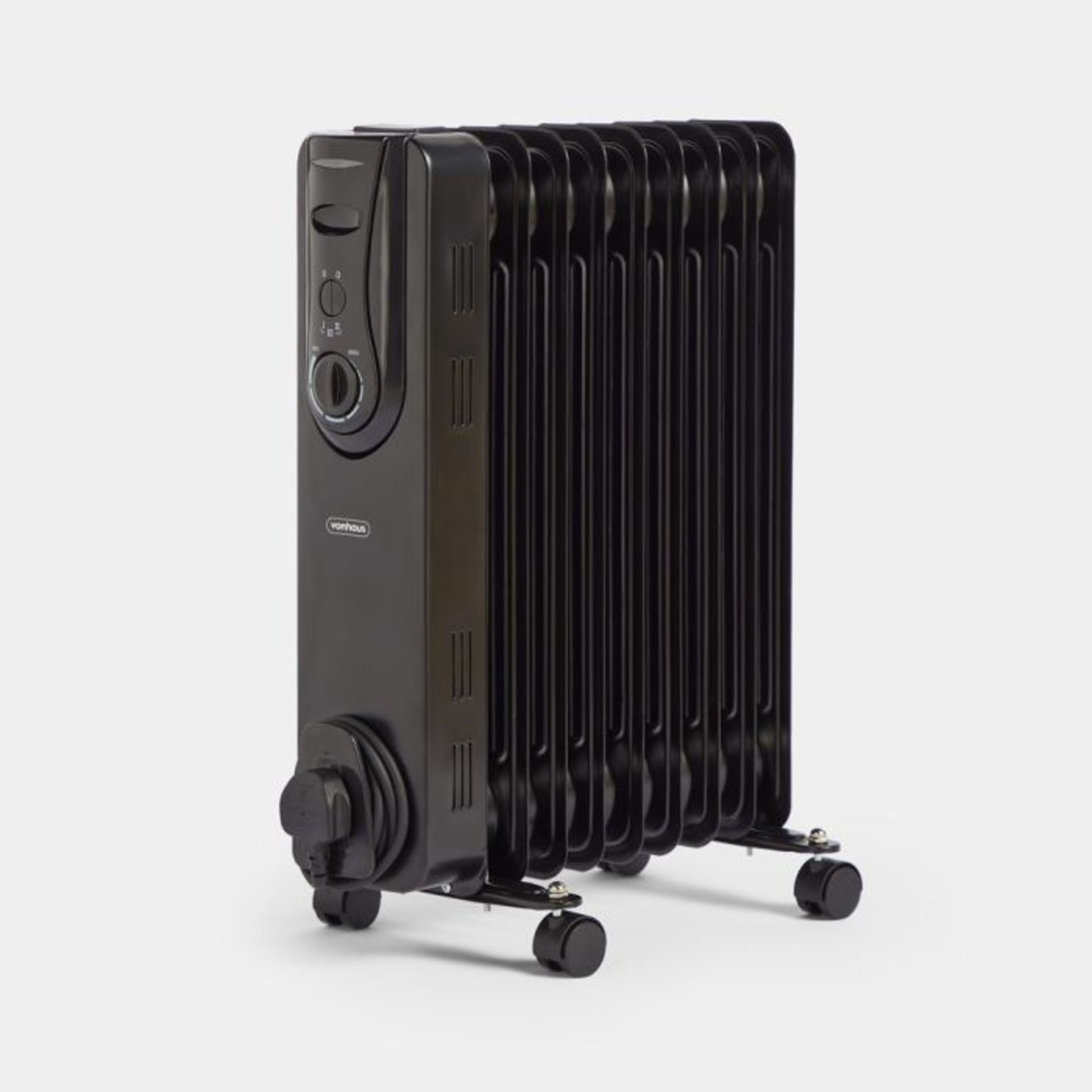 9 Fin 2000W Oil Filled Radiator - Black. - ER46. Features 9 oil-filled fins to effectively heat