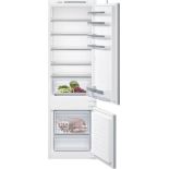 Siemens iQ300 Built-in fridge-freezer with freezer at bottom 177.2 x 54.1 cm sliding hinge