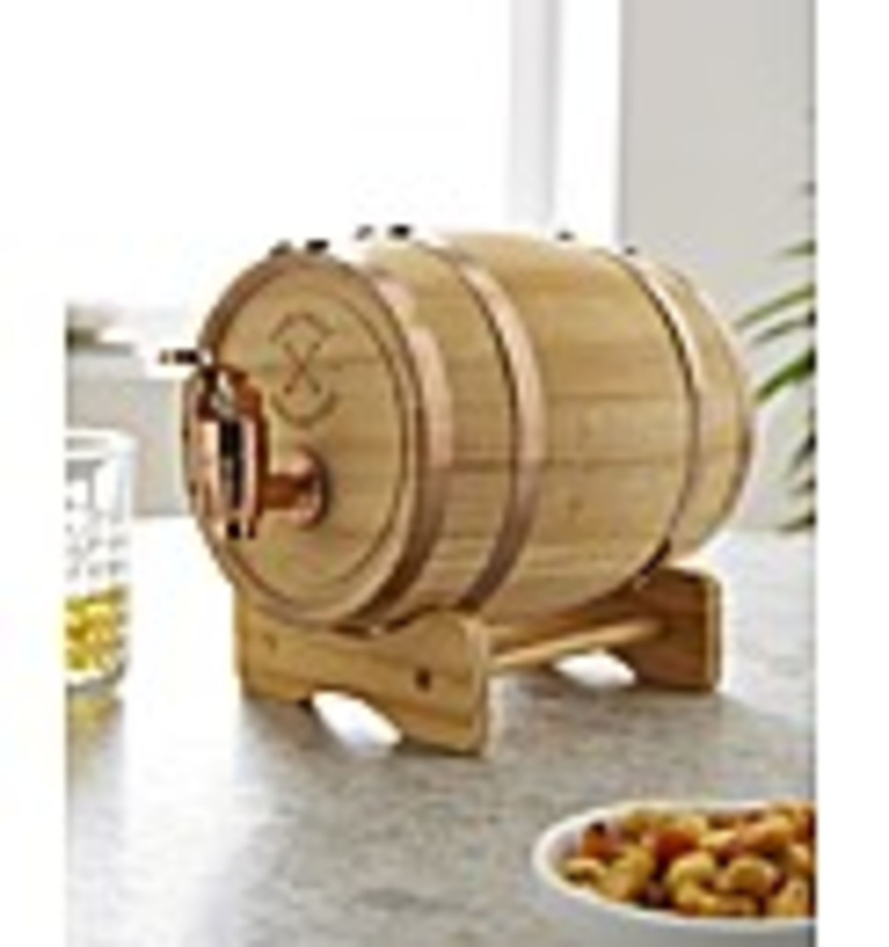 Ingenious Whiskey Barrel. - ER28