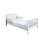 BRAND NEW DARWIN BABY CRIB WHITE RRP £199 (BED01-WH)