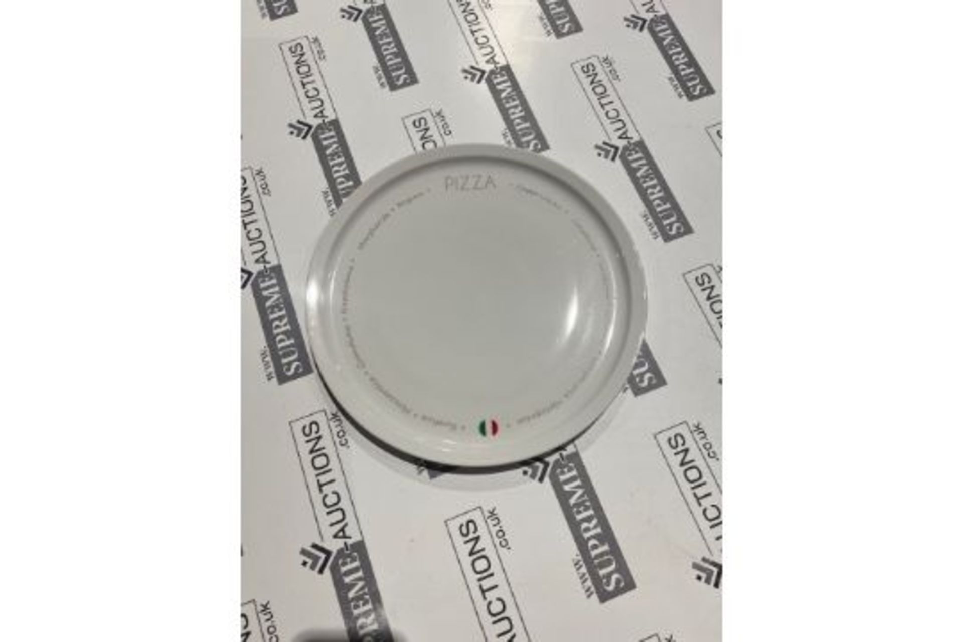 72 X BRAND NEW ARTMADIS NOVASTYL PIZZA ROUND PLATES WITH FLAG DETAIL, Dishwasher and microwavable