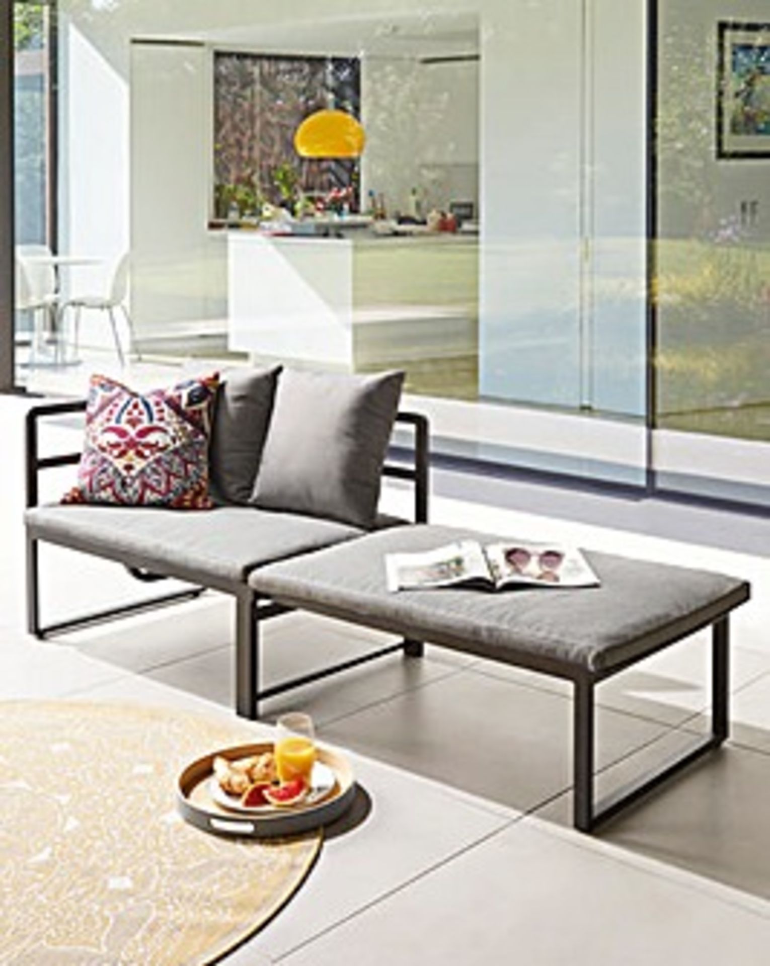 TRADE LOT 4 x BRAND NEW LUXURY EXTENDABLE PATIO BENCH. RRP £225 EACH. This contemporary extendable - Image 2 of 2