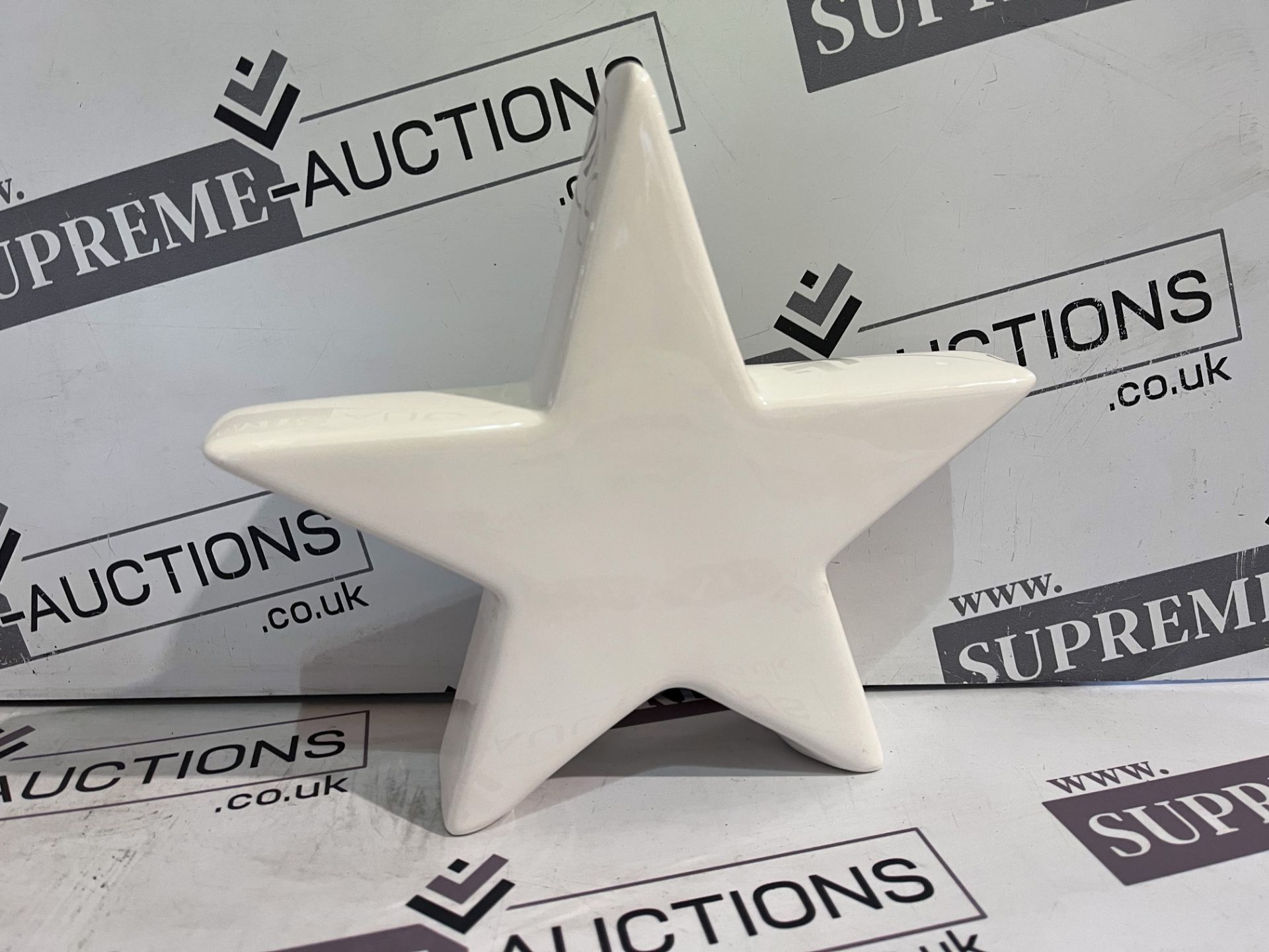 15 X BRAND NEW WHITE CERAMIC STARS R12-5