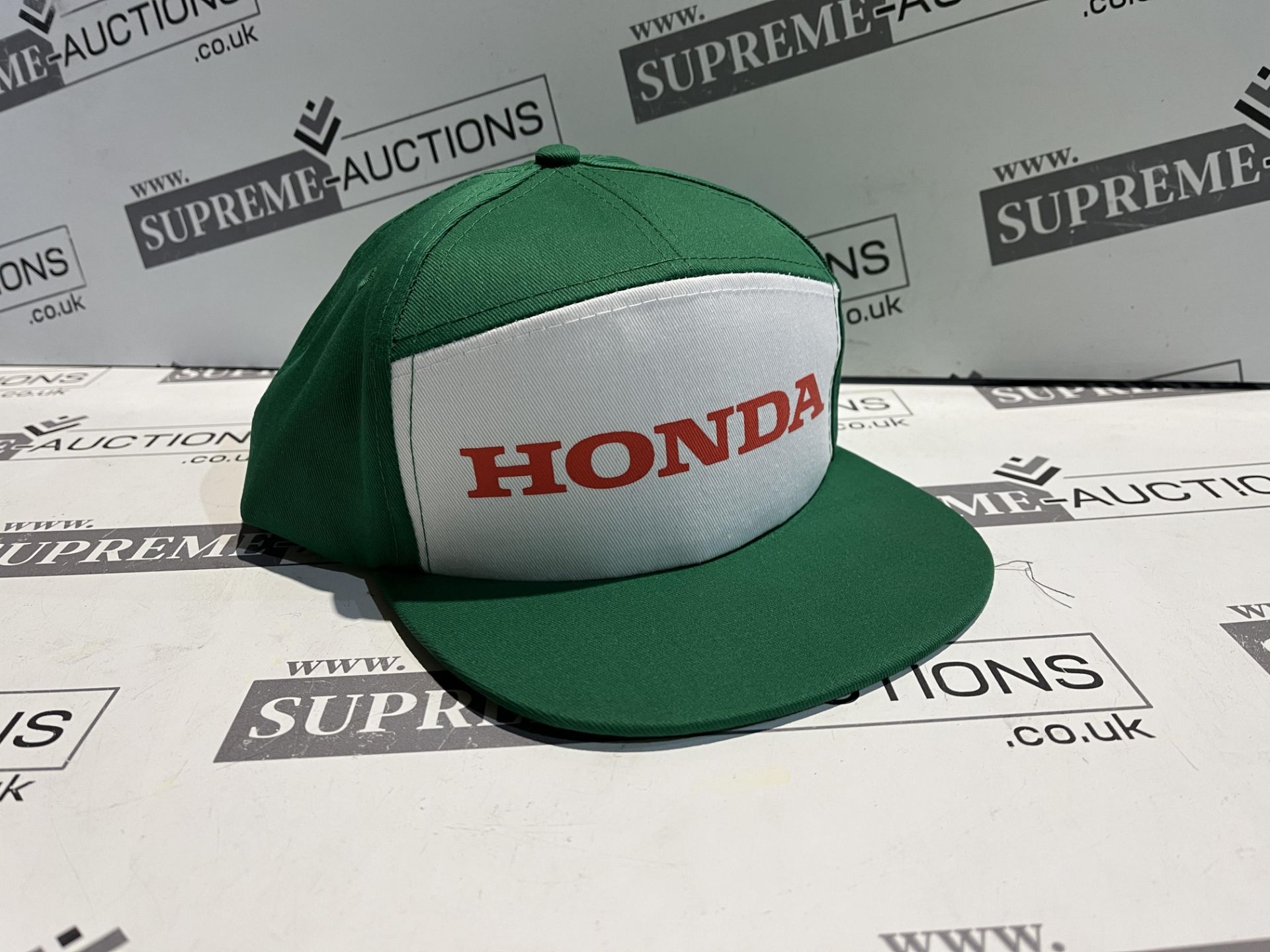30 X BRAND NEW GREEN HONDA CAPS R15-10