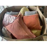 30 X BRAND NEW ASSORTED CUSHIONS IN VARIOUS DESIGNS AND SIZES R16-8