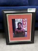 SIGNED FRAMED MUHAMMED ALI PICTURE WITH CERTIFICATE OF AUTHENTICITY