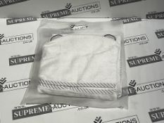 12 X BRAND NEW PREMIUM BAMBOO HOODED BABY TOWELS R11-13