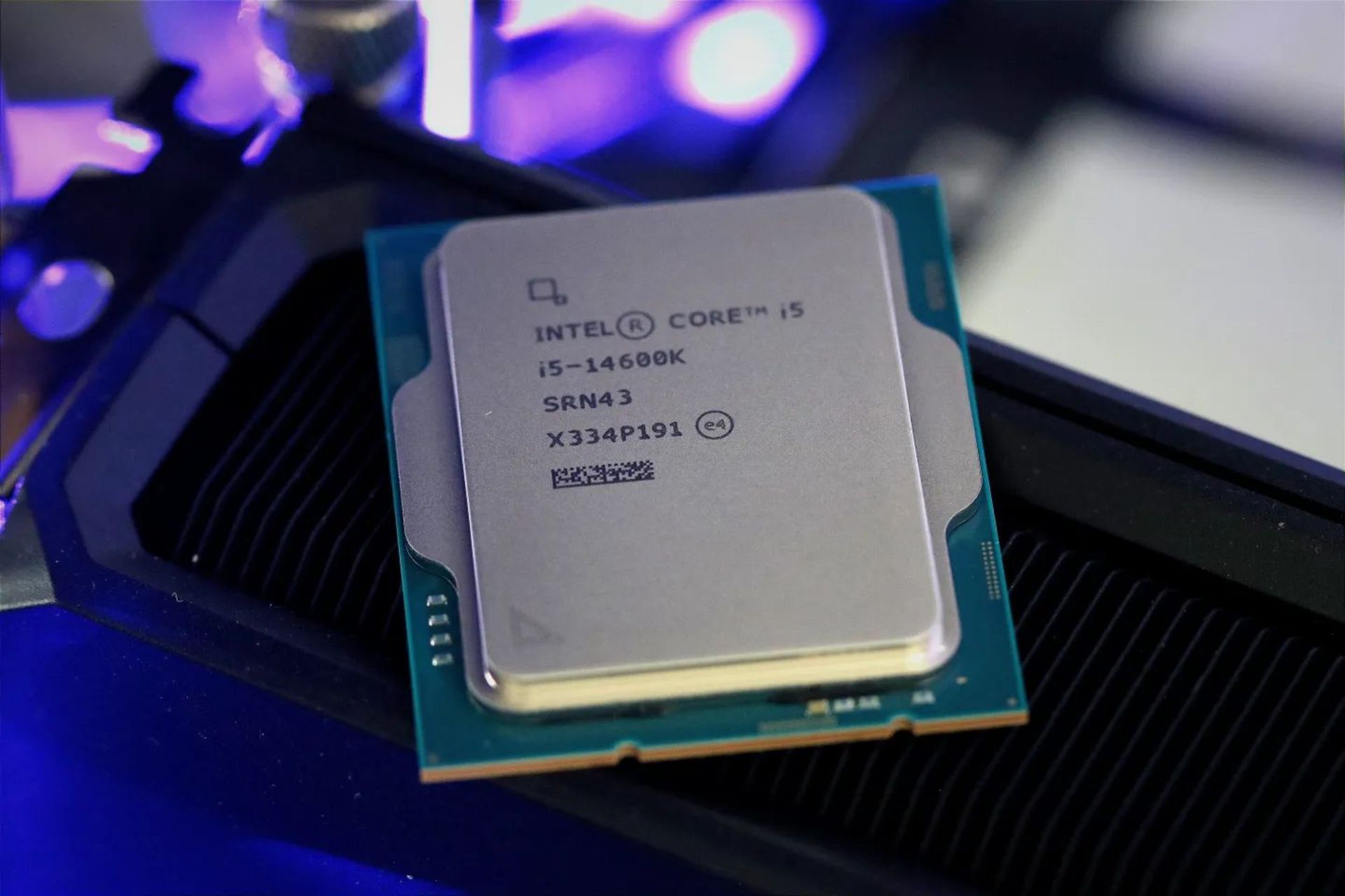 BRAND NEW FACTORY SEALED INTEL Core i5-14600K 14 Core 5.3GHz LGA 1700 Raptor Lake Refresh Processor. - Image 2 of 2