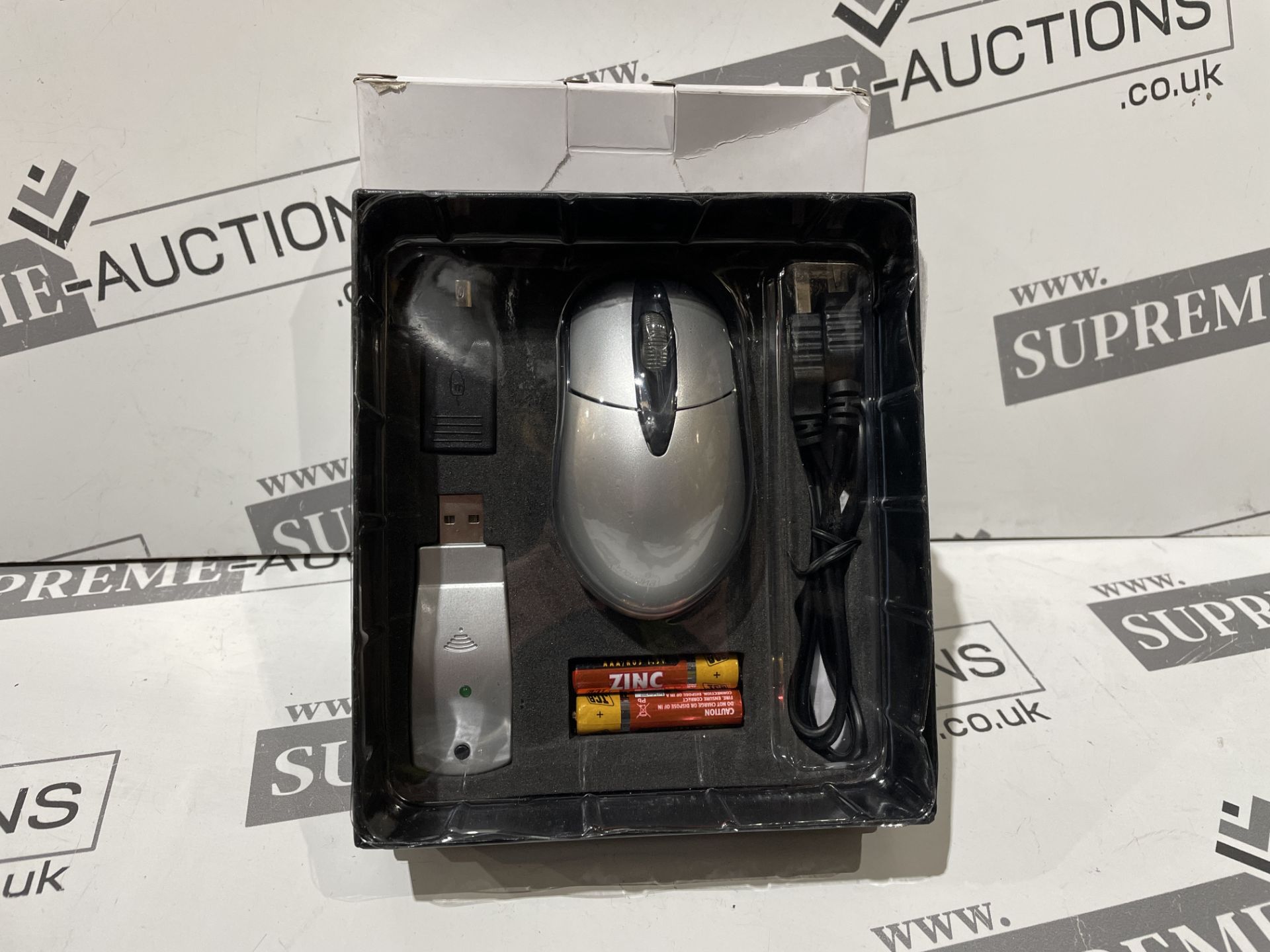 40 X BRAND NEW WIRED MOUSE WITH DONGLE AND BATTERIES R16.5