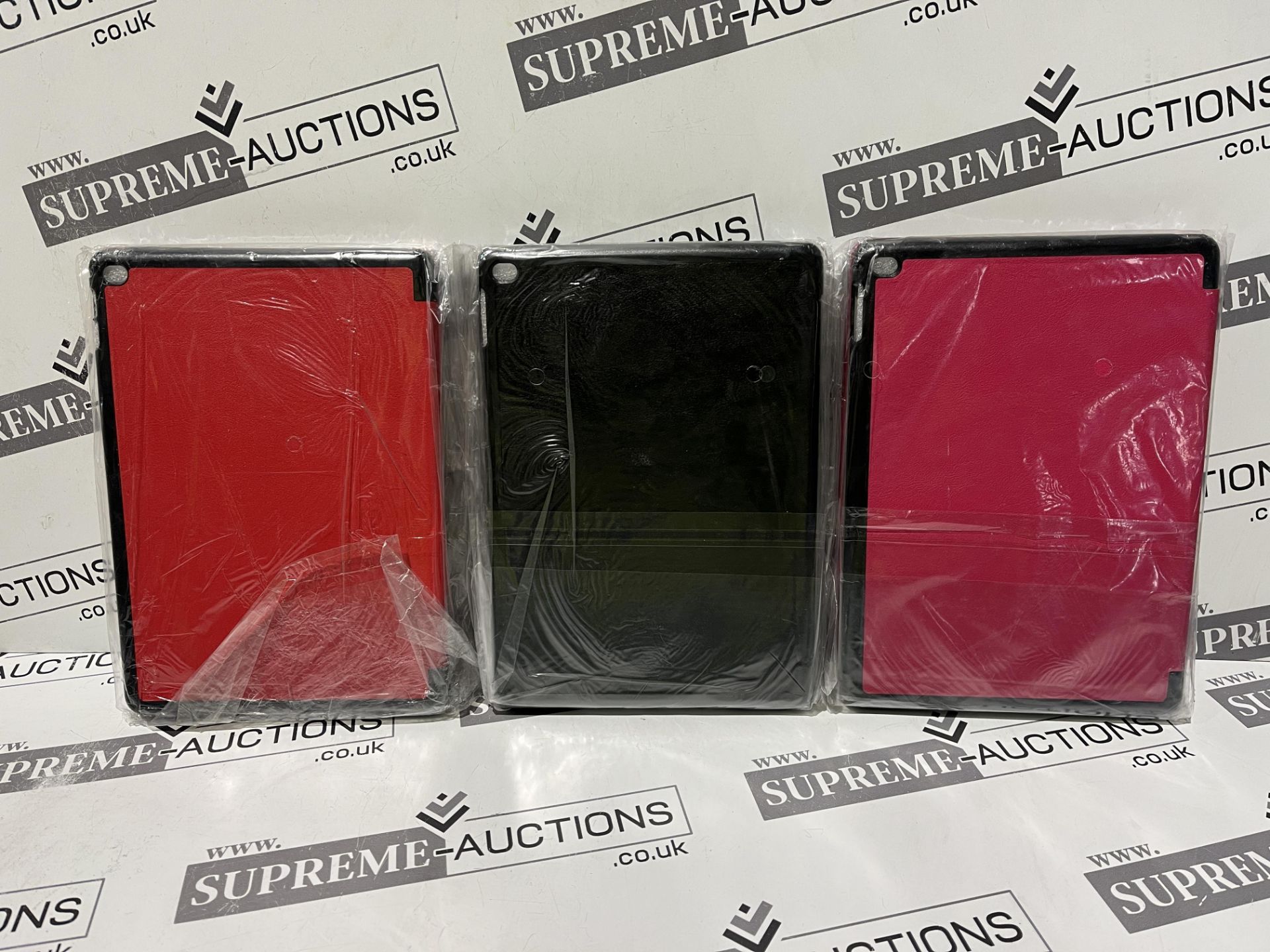 46 X BRAND NEW IPAD AIR 2 FOLDING CASES IN VARIOUS COLOURS R4-8