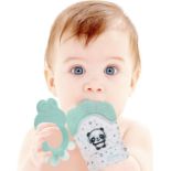 50 X BRAND ENW LINAME LUXURY TEETHING KITS WITH GREEN TEETHING TOY AND TEETHING MITTEN R11-9