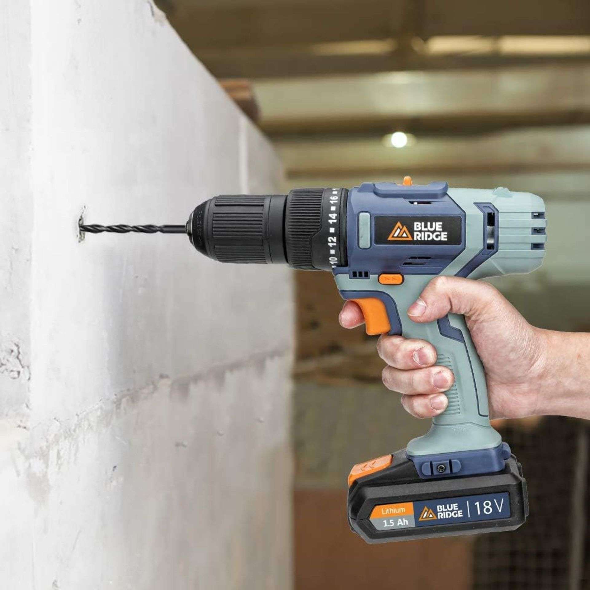 NEW & BOXED BLUE RIDGE 18V Cordless Hammer Drill with 2 x 1.5 Ah Li-ion Batteries & 43 Piece - Bild 4 aus 4