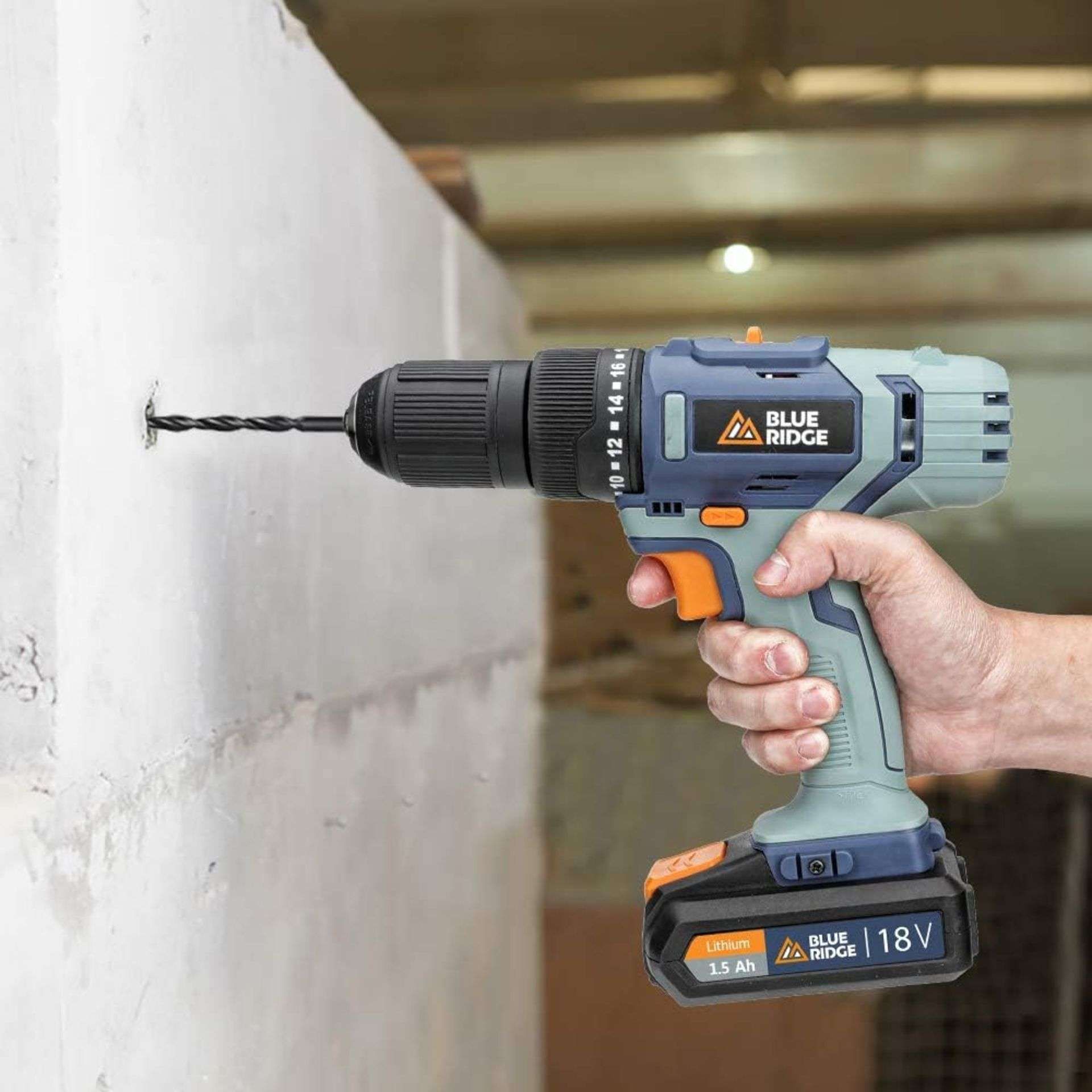 NEW & BOXED BLUE RIDGE 18V Cordless Hammer Drill with 2 x 1.5 Ah Li-ion Batteries & 43 Piece - Image 4 of 4