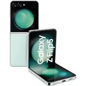 Galaxy Z Flip5 SM-F731BLGHEUB. MINT 512GB The best selfie experience on a Samsung Galaxy