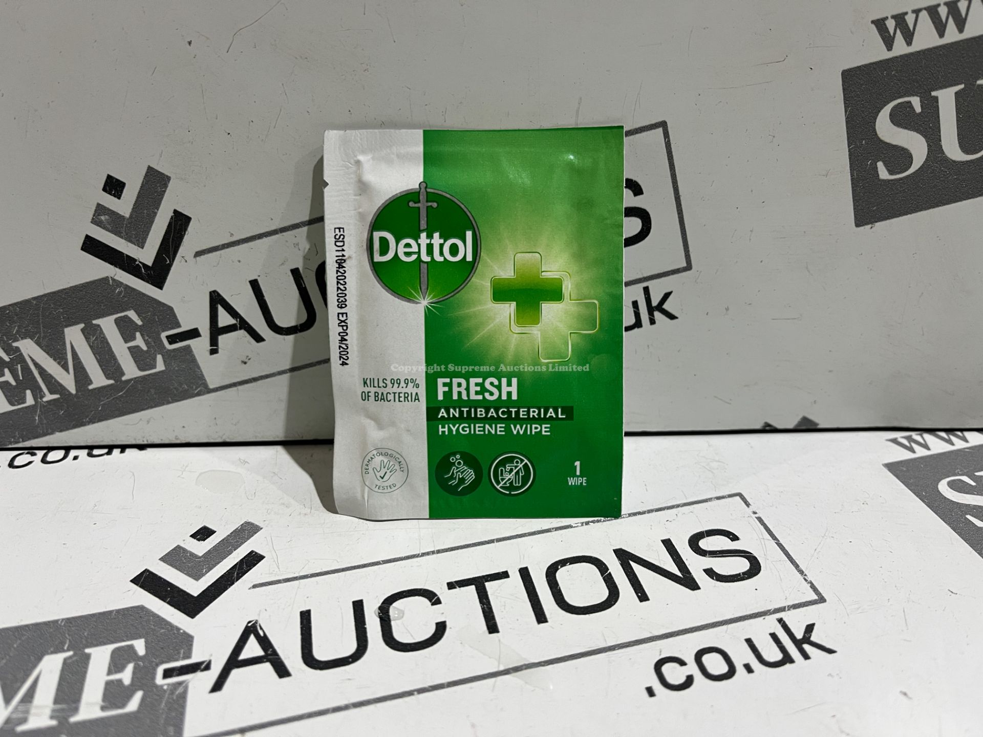 600 X BRAND ENW DETTOL FRESH ANTIBACTERIAL HYGIENE WIPES R9-17