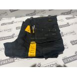 6 X BRAND NEW PAIRS OF DEWALT PROFESSIONAL WORK TROUSERS (SIZES MAY VARY) R13-15