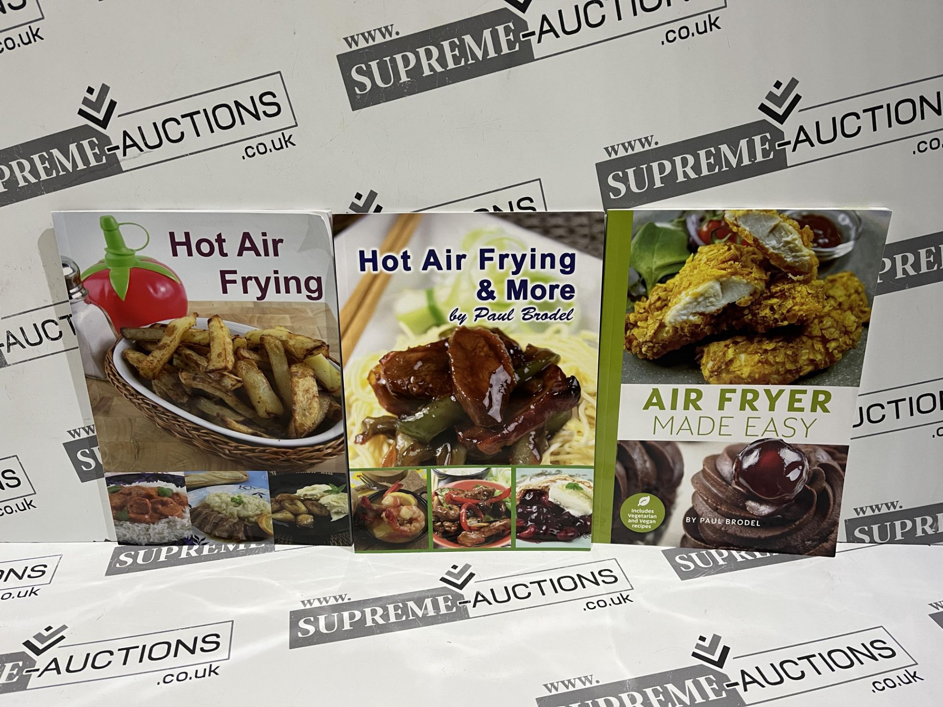 50 X BRAND NEW SETS OF 3 ASSORTED AIR FRYER RECIPE BOOKS R11-12