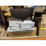 5 PIECE MIXED LOT INCLUDING TAPS AND STORAGE BOXES R9B-7