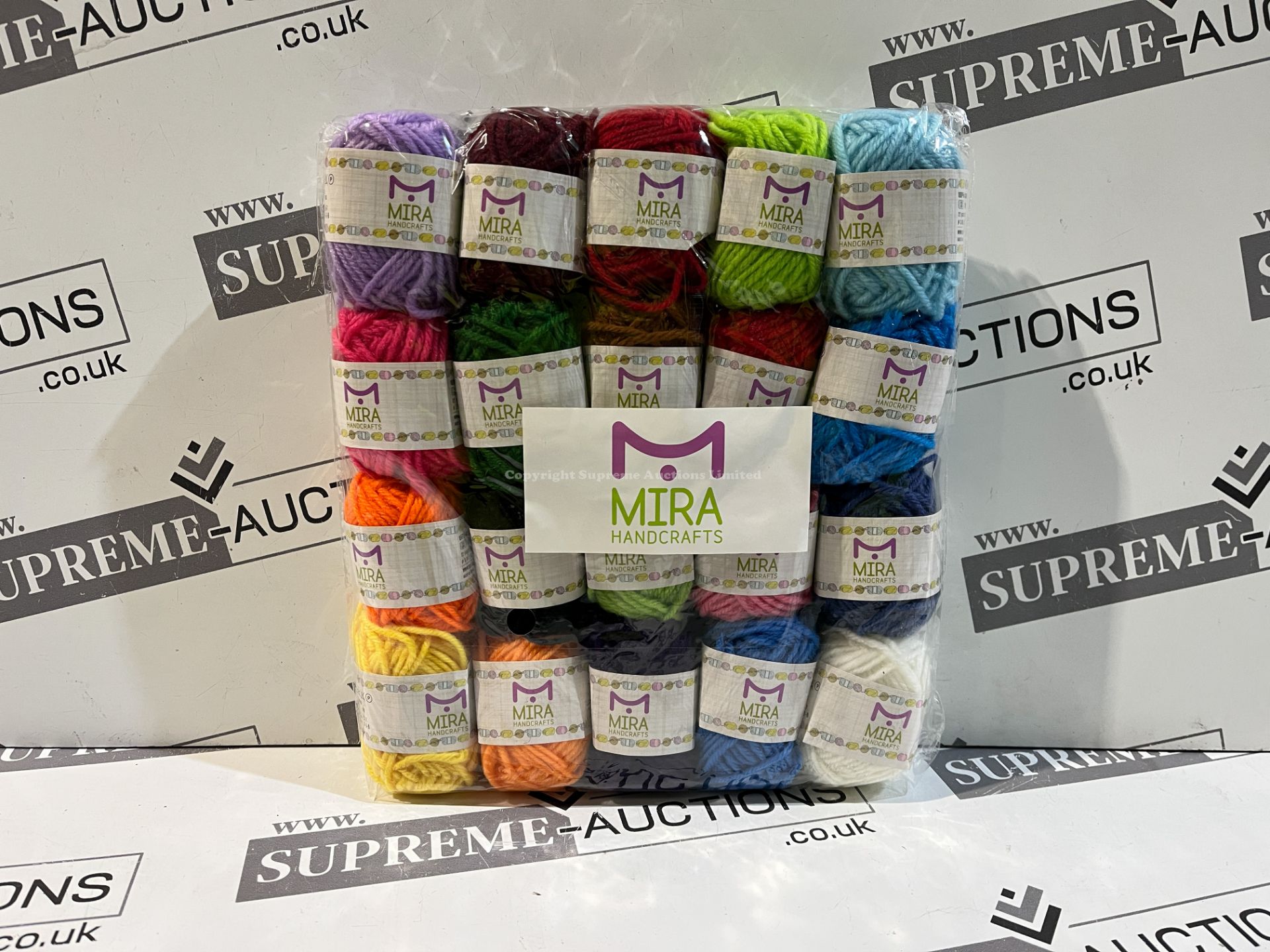 10 X BRAND NEW PACKS OF 20 MIRA KRAFTS ASSORTED YARN ROLLS R13-7