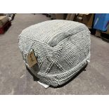 2 X BRAND NEW GREY LARGE TEXTURED LUXURY POUFFES R5-8