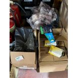 MIXED LOT INCLUDING LADIES TROUSERS AND LIGHT BULBS R15-10