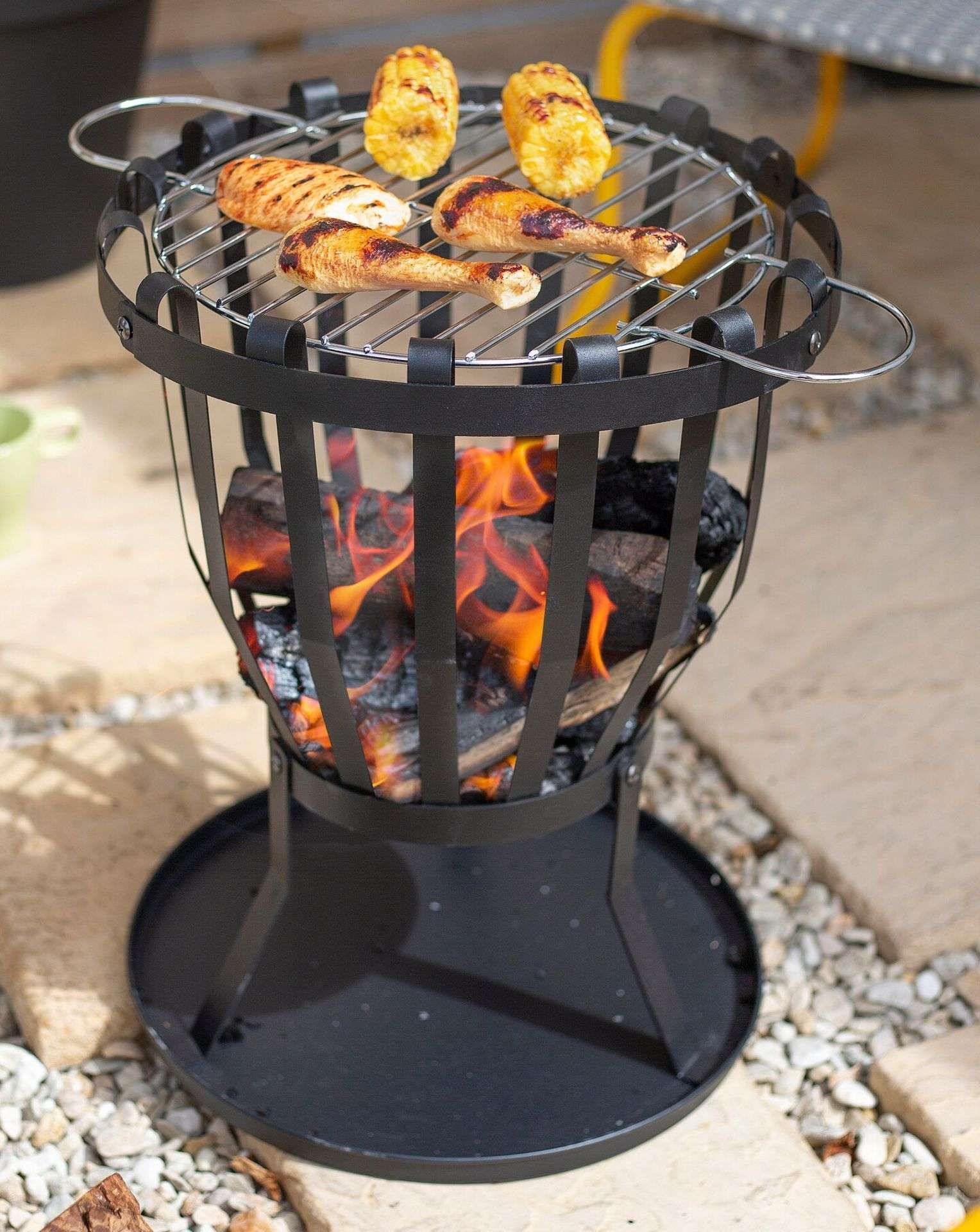 2x NEW & BOXED LA HACIENDA Curitiba Fire Basket with Cooking Grill. RRP £55 EACH. The simple