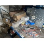 LARGE MIXED LOT INCLUDING TAKEAWAY CONTAINERS, TILE SCORERS, SEALANT ETC S1-14