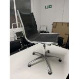 4 X BRAND NEW BLACK 4 WHEELED MESH CONFERENCE ROOM CHAIRS CNFROOM