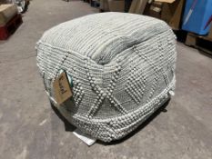 2 X BRAND NEW GREY LARGE TEXTURED LUXURY POUFFES R5-8