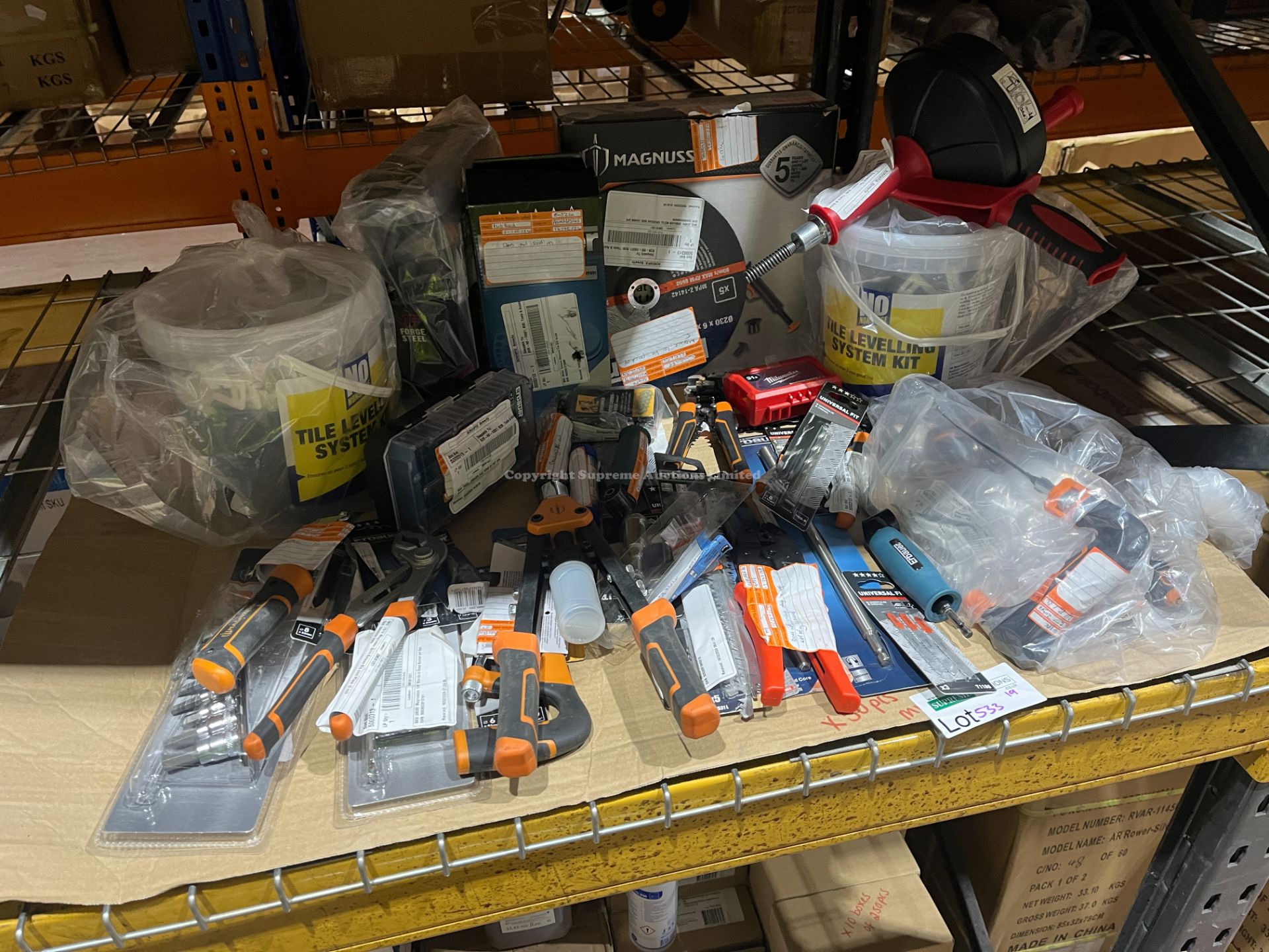 50 PIECE MIXED LOT INCLUDING TOOLS, LEVELLING KITS ETC R9-7