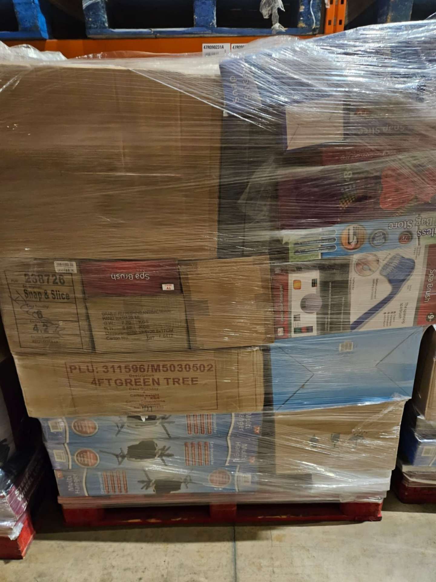 Large Pallet of Unchecked End of Line/Damaged Packaging Supermarket Stock. Huge variety of items - Image 9 of 17