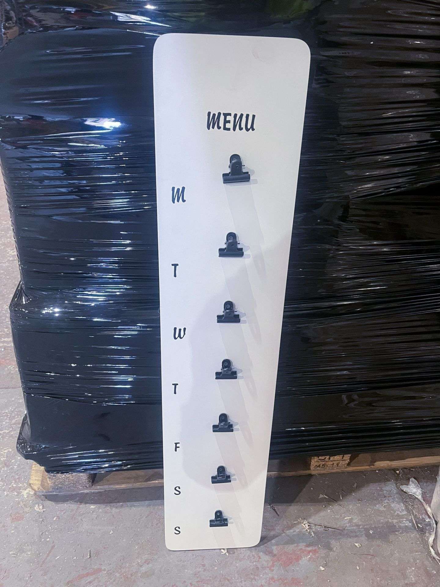 36 X BRAND NEW WEEKLY WOODEN MENU BOARDS WITH CLIPS R3-2