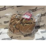 32 X BRAND NEW PENINE PETS PET PILLOWS R16-10