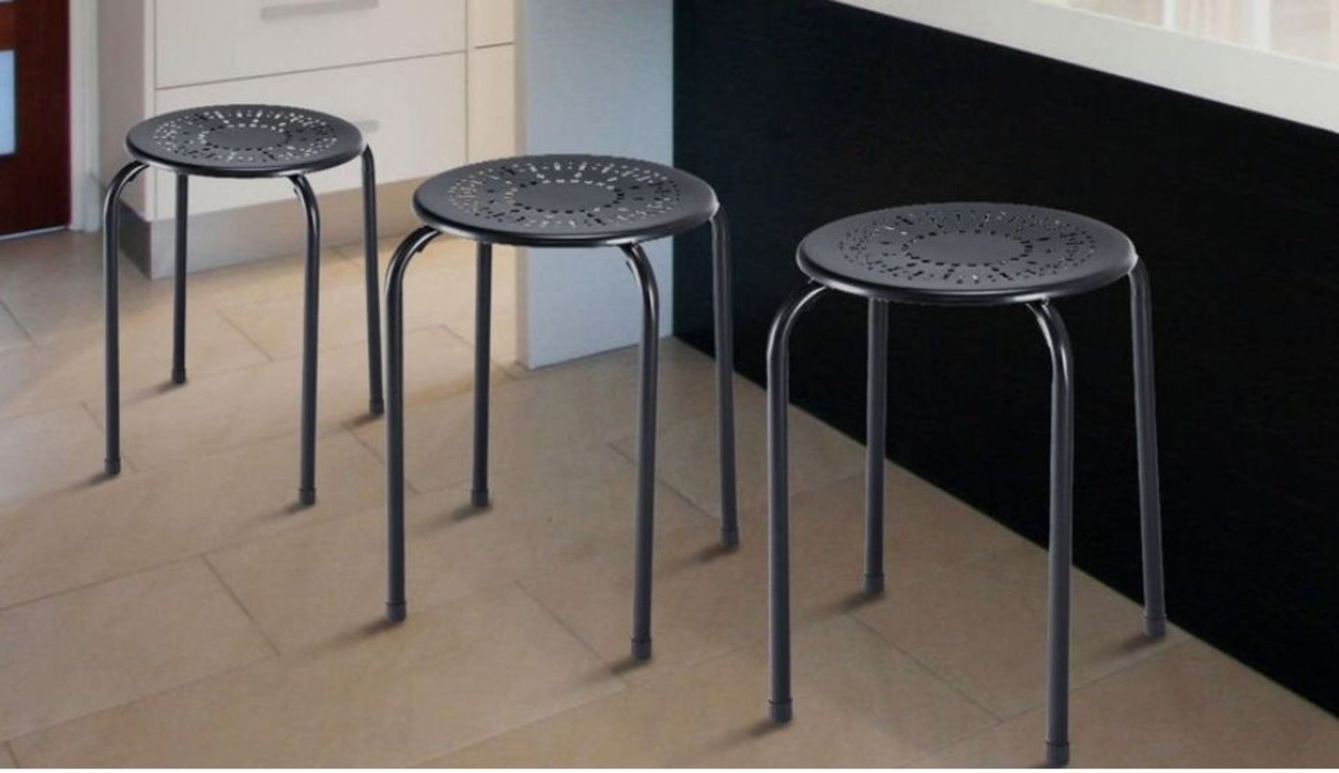 Set Of 6 Stackable Daisy Backless Round Metal Stool Set, - ER53. This metal daisy stool set can be