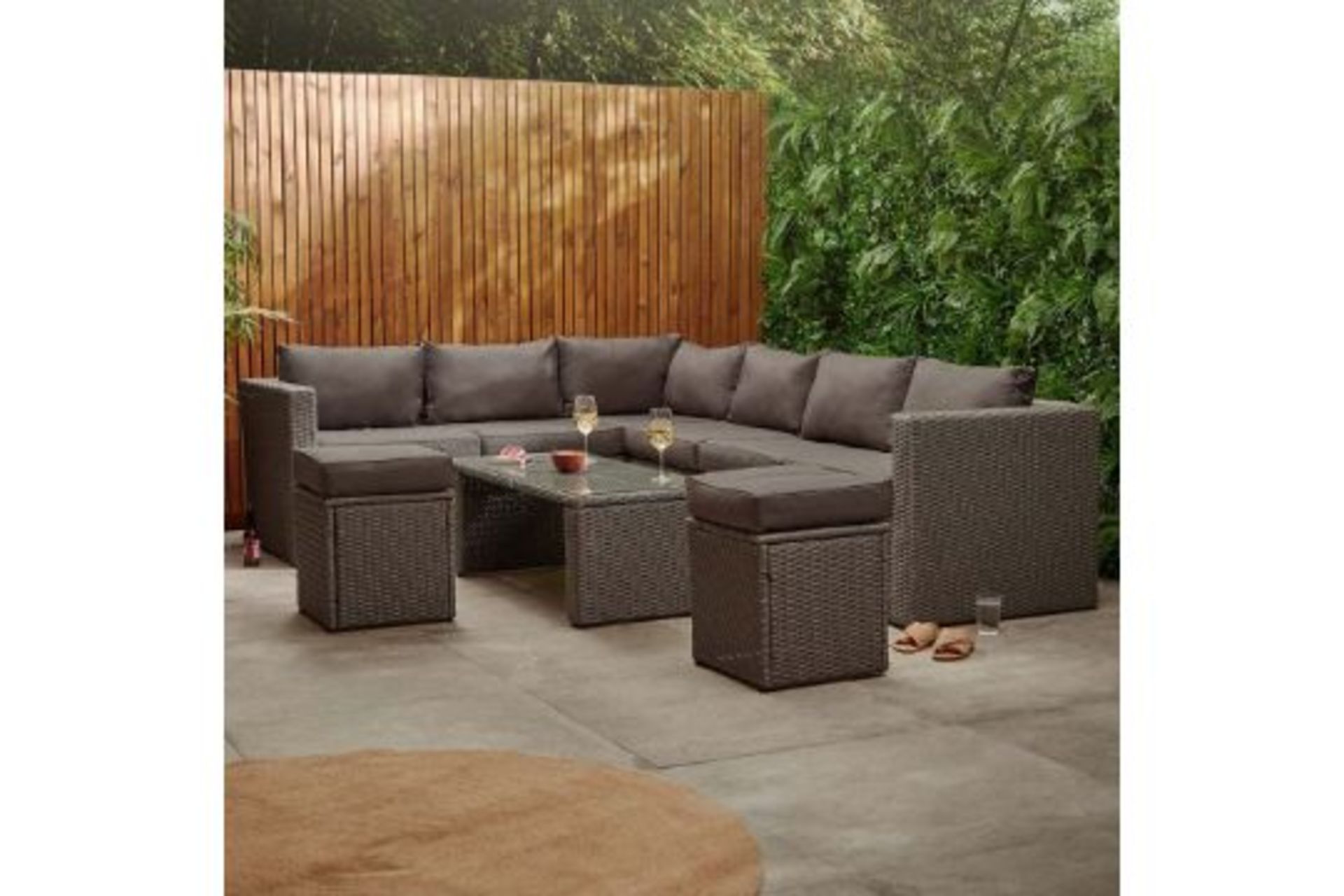 8 Seater Garden Corner Rattan Sofa Set With Coffee Table. - ER45. . (2500313 & 2500314). - ER42.