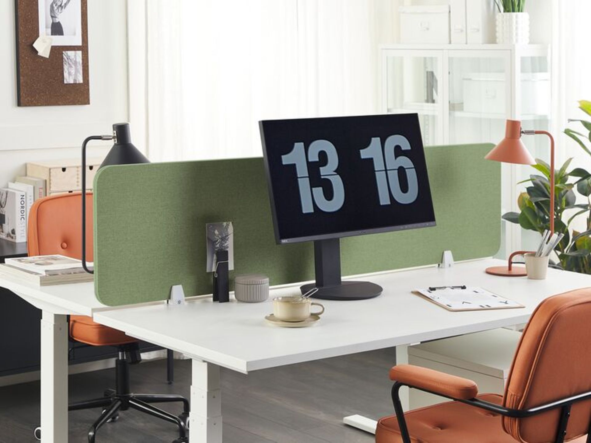 Wally Desk Screen 130 x 40 cm Green. - ER24. RRP £239.99. Want to set boundaries for your