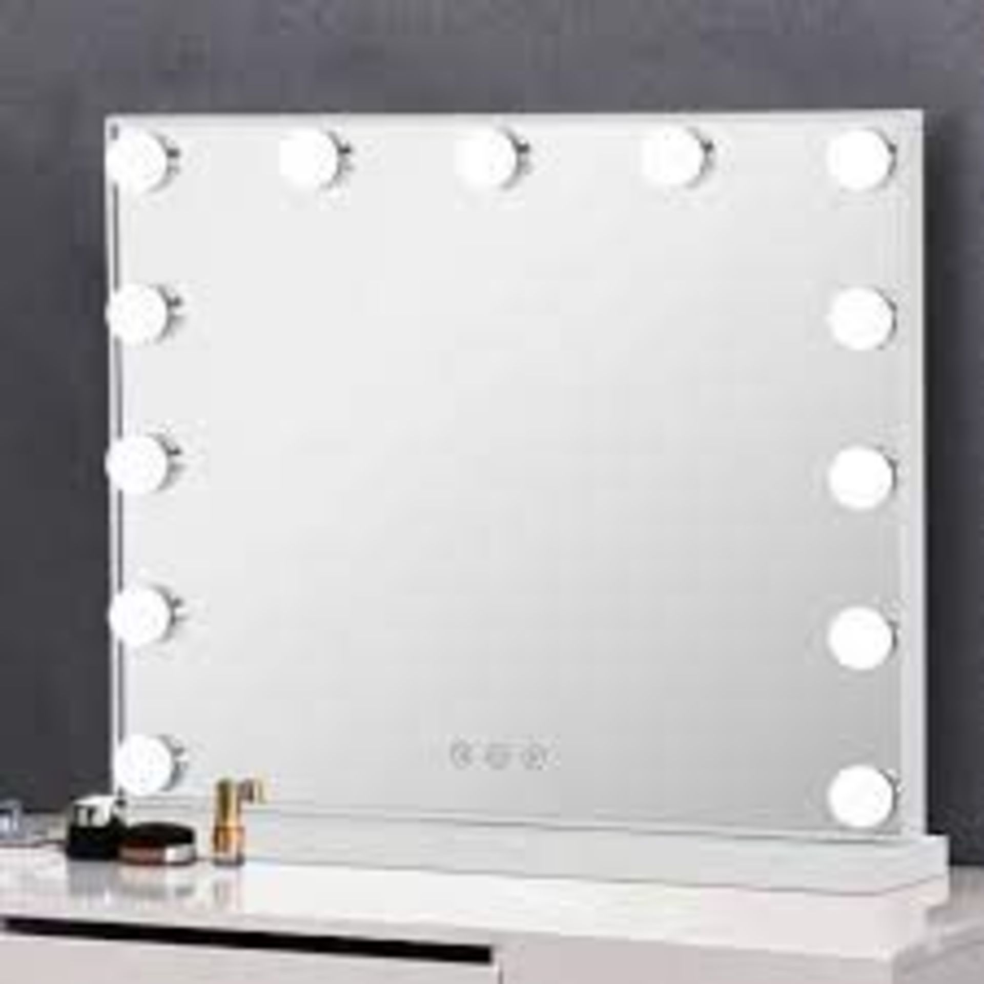 Livingandhome Large Makeup Dressing Mirror. - R14.10.