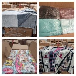 Pallet of Brand New & Packaged Luxury Throws/Blankets - Due to company liquidation - Over £250,000 RRP Value - Delivery Available!