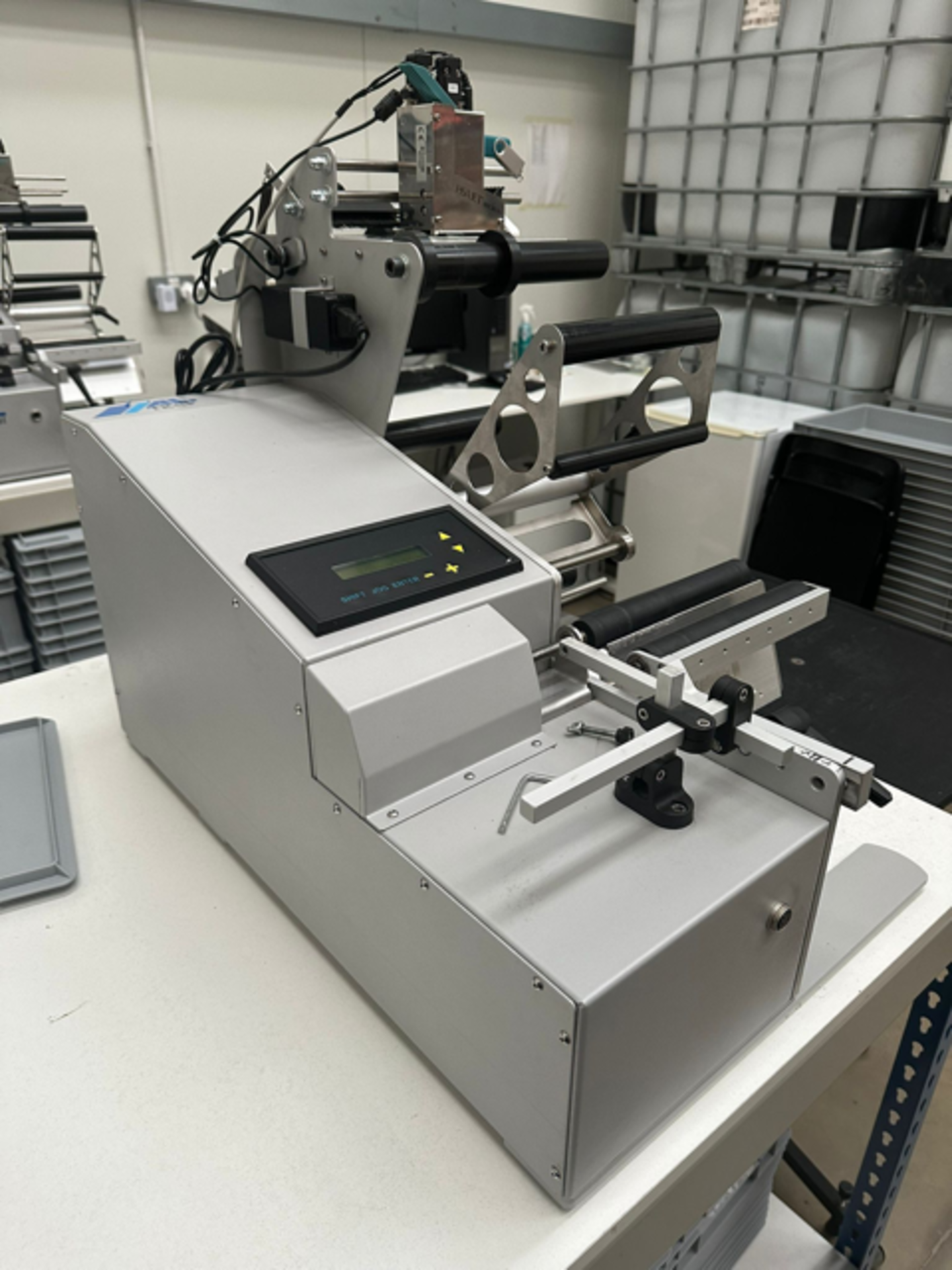 AL TECH UL AL WRAP BASIC SEMI-AUTOMATED LABELLING MACHINE. ALwrap is a desktop wraparound - Image 4 of 4