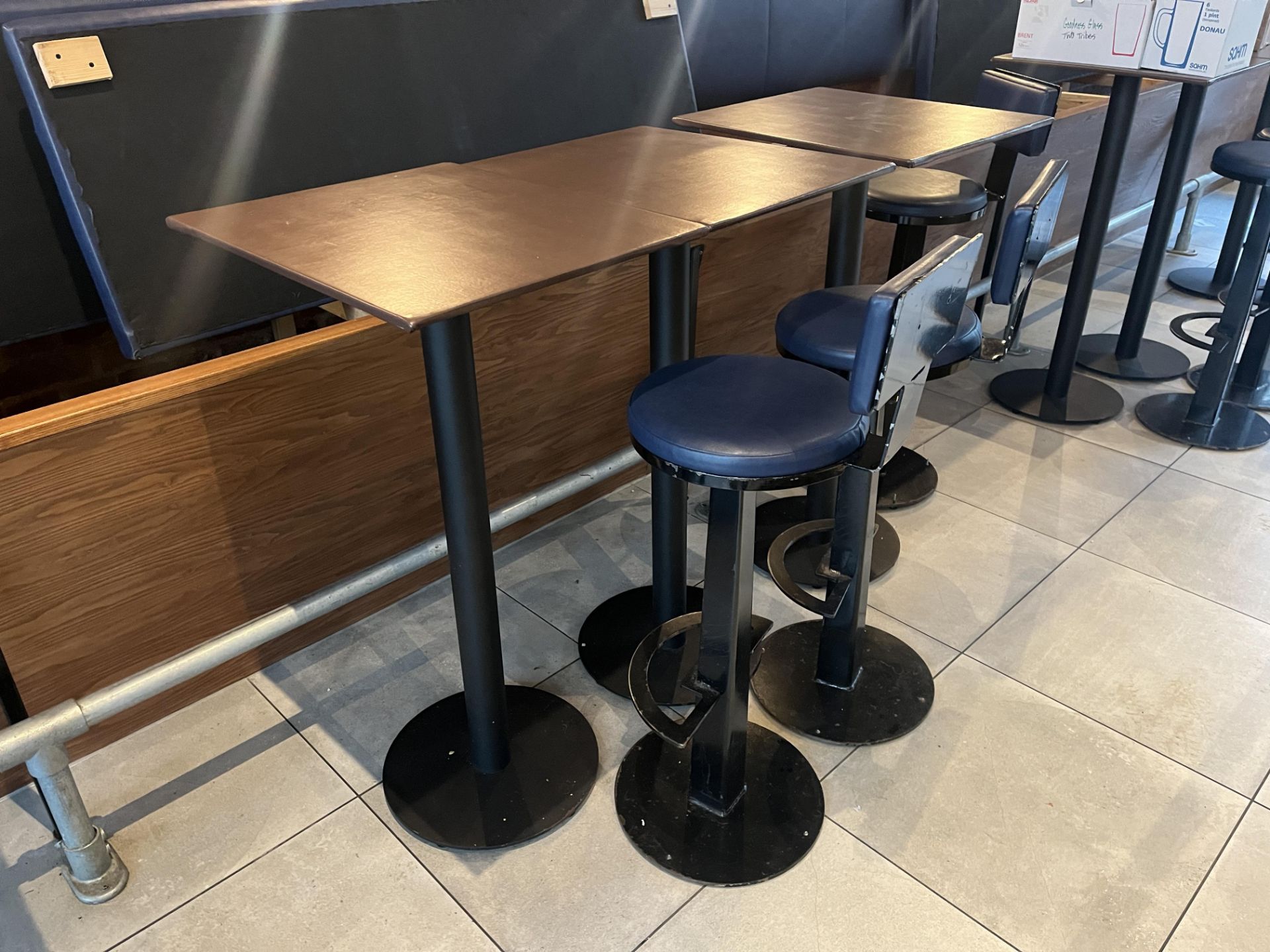 3 TALL TABLES WITH 3 BARSTOOLS