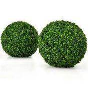Luxury 2-PCS 15.7 in. Green Artificial Boxwood Topiary Balls. -R14.6.