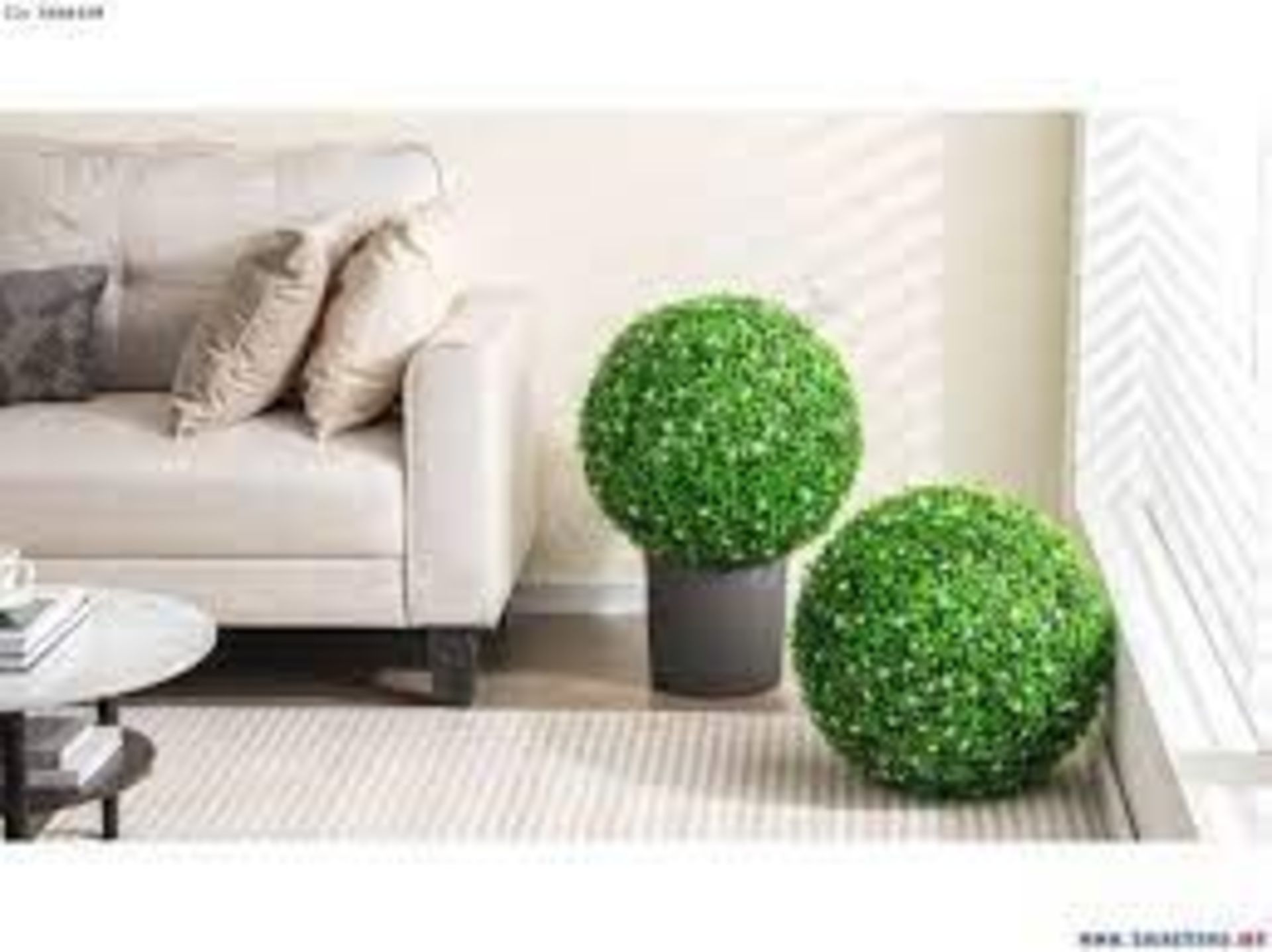 Luxury 19 .5 in. Height Green Artificial Boxwood Topiary Balls. -ER53.