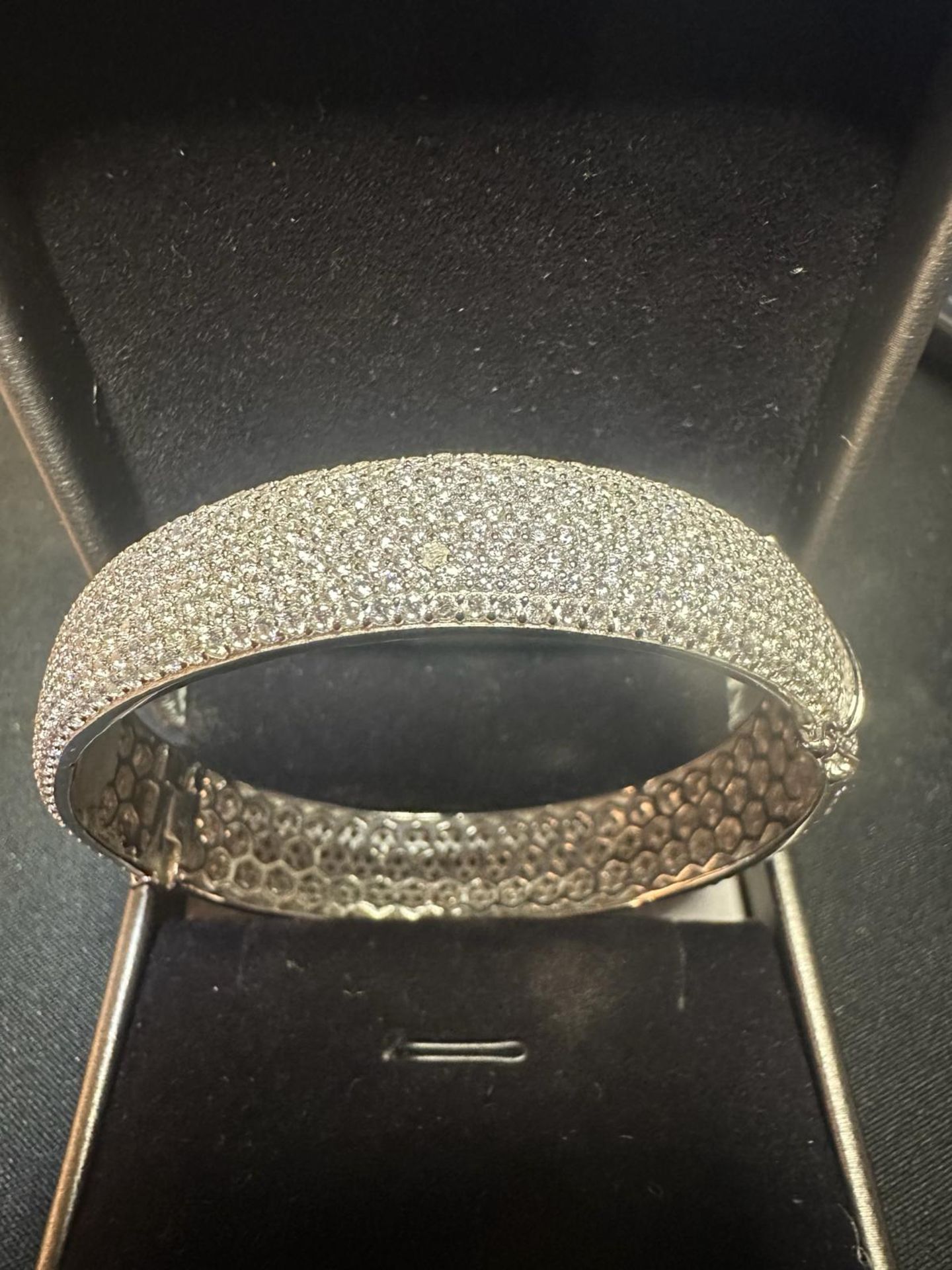 16mm Sterling Silver Crystal Embedded Bangle