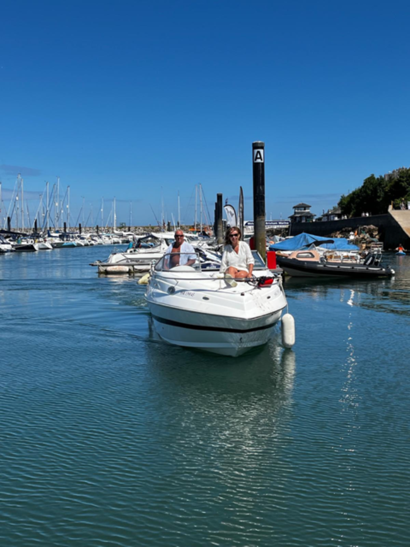 MARIAH SC23 MERCRUISER WITH 250HP. BERTH PAID UNTIL JULY 2024. - Image 12 of 30