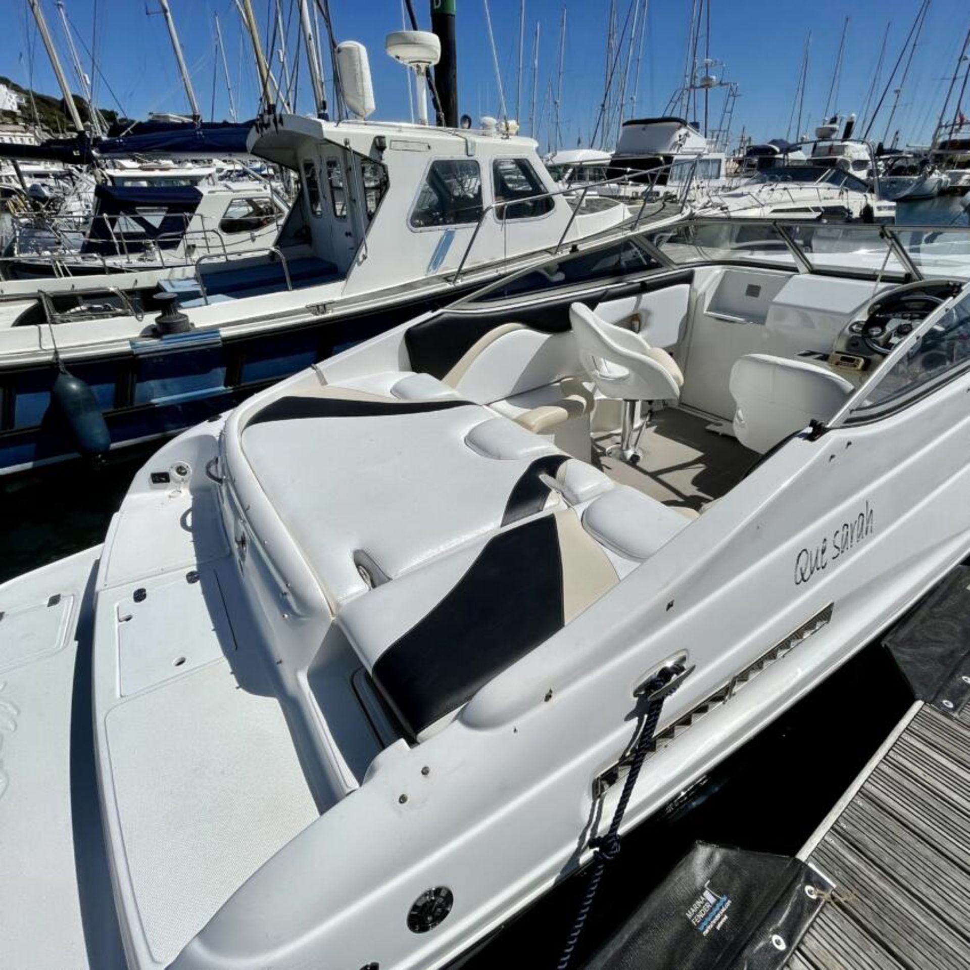 MARIAH SC23 MERCRUISER WITH 250HP. BERTH PAID UNTIL JULY 2024. - Image 4 of 30