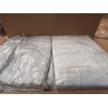 PALLET TO CONTAIN 180 X NEW & PACKAGED LUXURY 150X200CM FLEECE THROWS IN VARIOUS DESIGNS. RRP £34.99