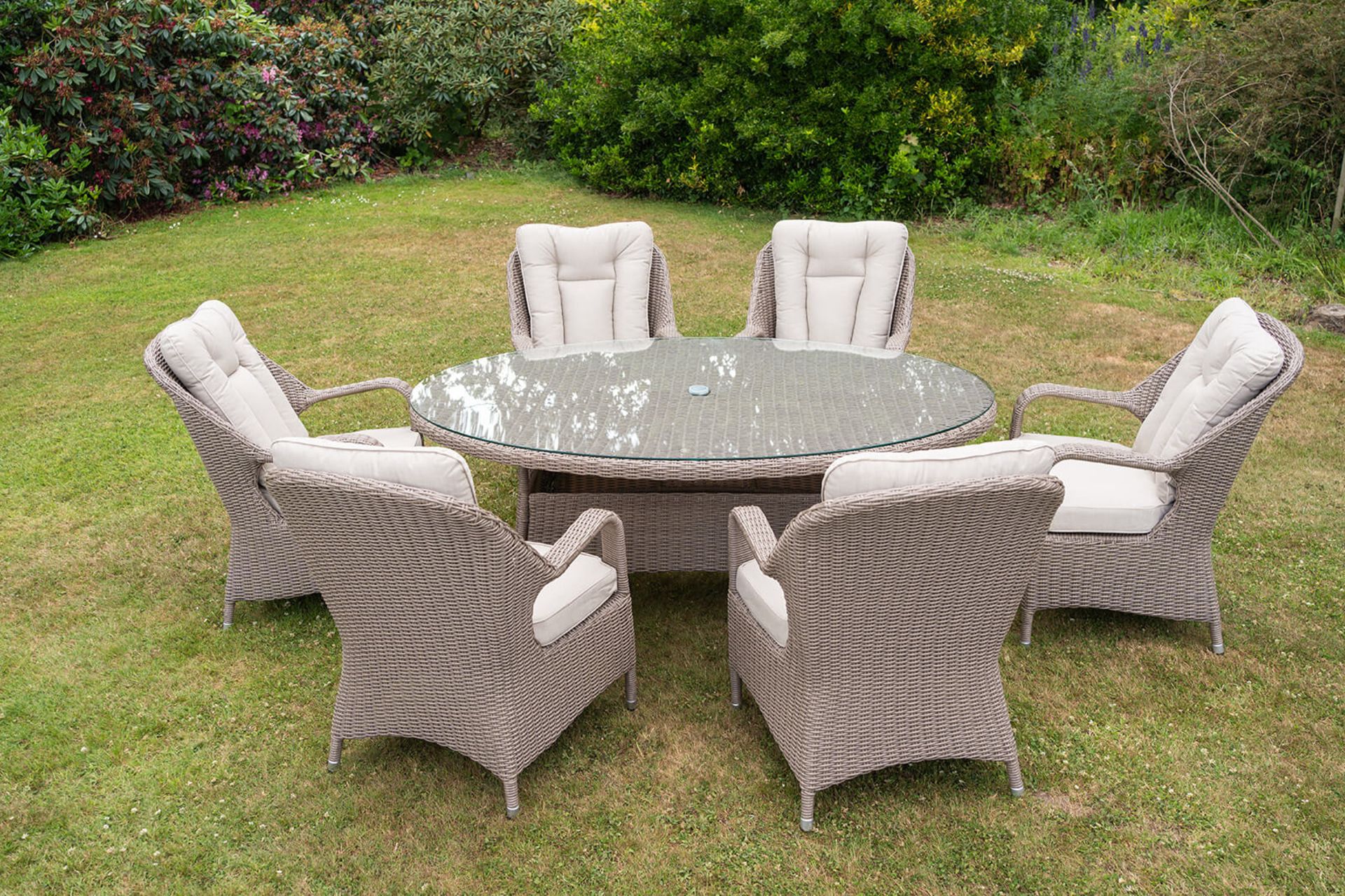 Brand New Moda Furniture 6 Seater Oval Outdoor Dining Set in Grey With Grey Cushions. RRP £ - Image 6 of 9