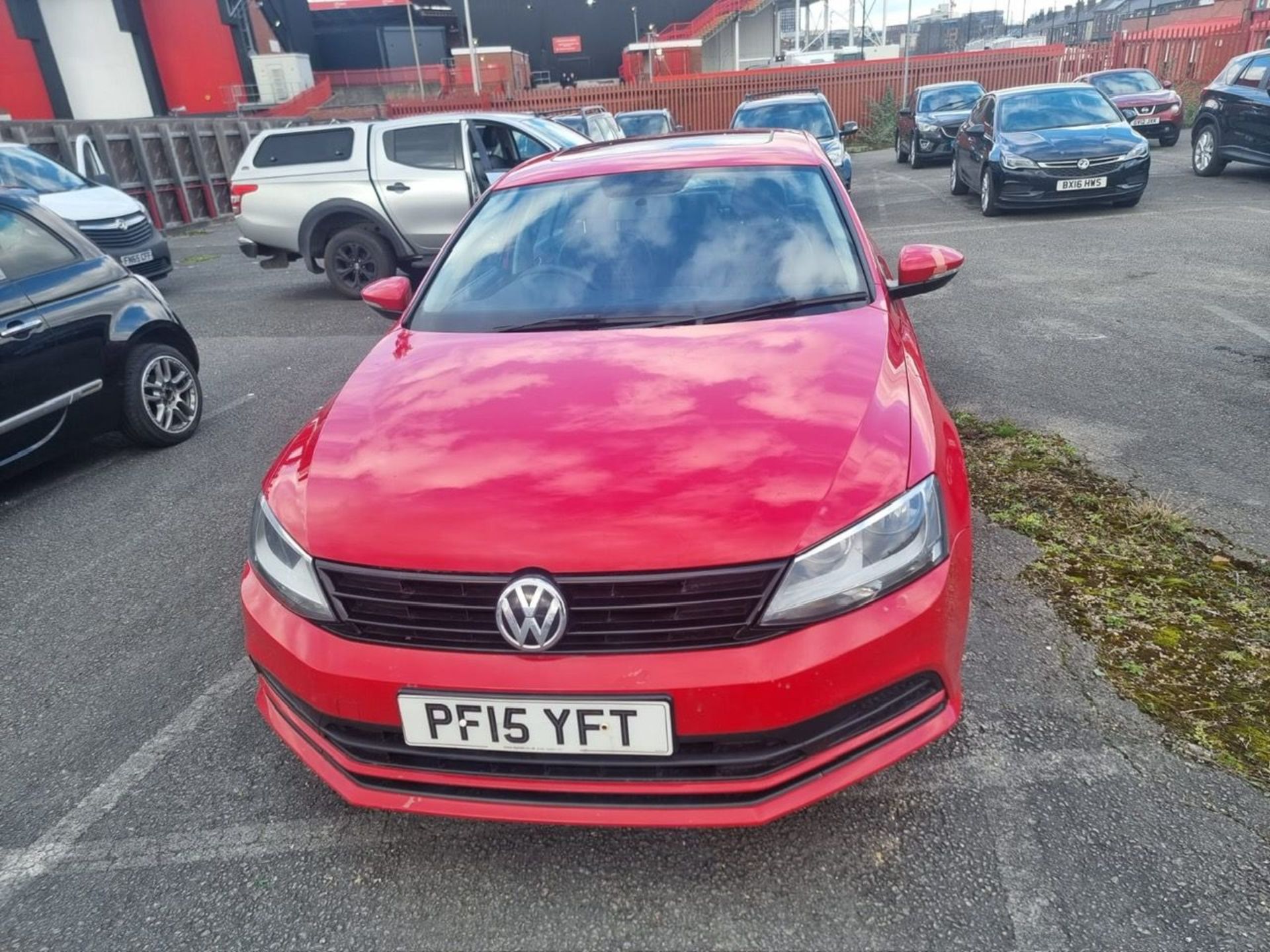 PF15 YFTVOLKSWAGEN JETTA 1.4 TSI 125 S Saloon. Date of registration: 21/07/2015 Comes with 1 key - Image 4 of 8